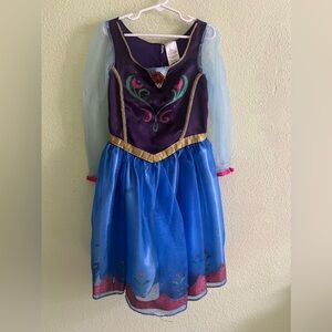 Anna costume Size 4-6x
